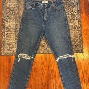 Abercrombie & Fitch Women's Blue Distressed Straight Leg Jeans